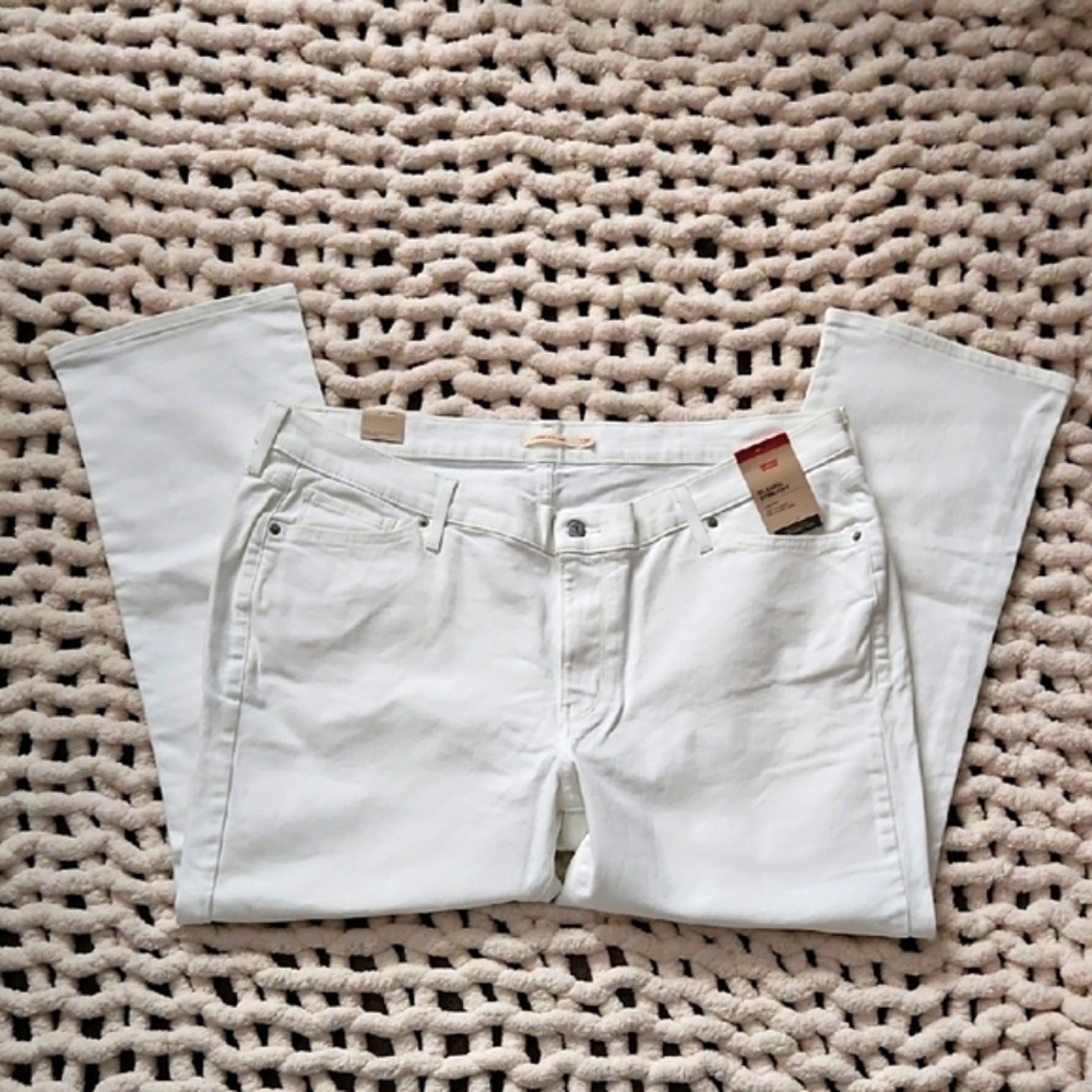 Levi's Women's Straight Leg Jeans - White